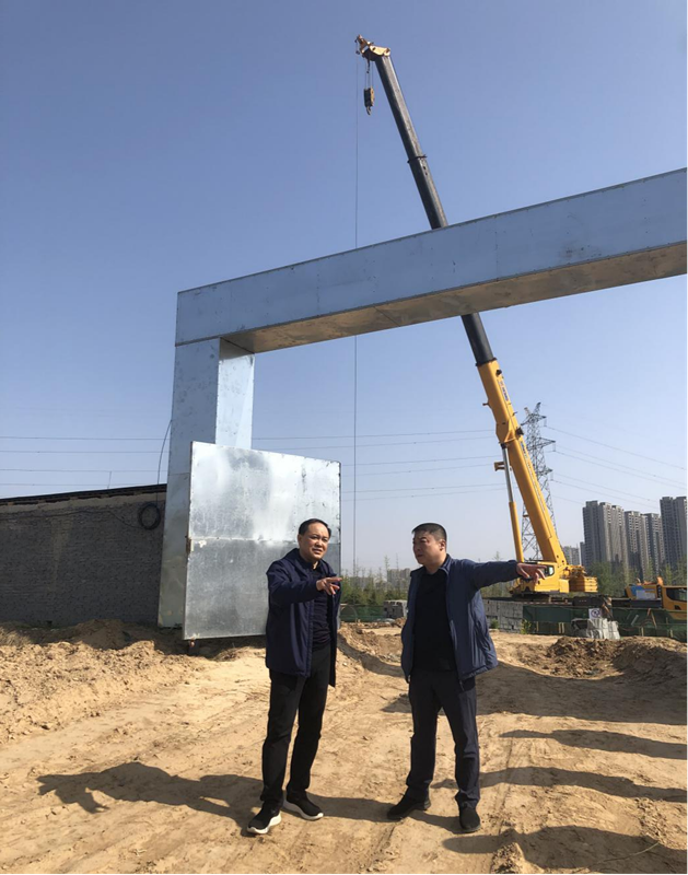 鄭州市建設投資集團有限公司黨委委員、副總經理張巖到侯寨新鎮區安置區調研項目建設工作